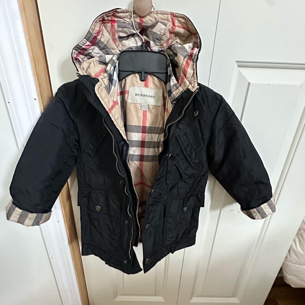Burberry Kids Black Raincoat with Plaid Lining